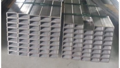 трубу нержавеющую профильную Б/Ш прямоугольную 100x40 5 мм AISI 201 купить в Казани