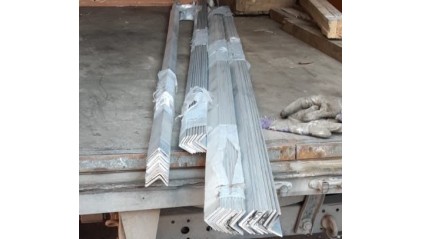 уголок алюминиевый равнополочный 30x30х2 мм АМц купить в Казани