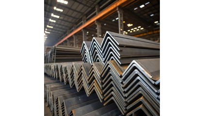 уголок стальной гнутый неравнополочный 32x25x2,5 мм 08пс купить в Казани